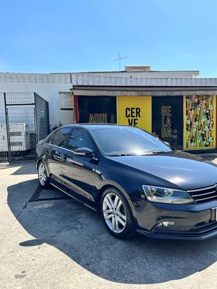 VOLKSWAGEN JETTA 2.0 TSI HIGHLINE 211CV GASOLINA 4P TIPTRONIC
