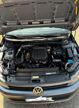 VOLKSWAGEN-POLO-2021
