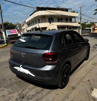 VOLKSWAGEN-POLO-2021