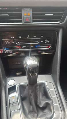 VOLKSWAGEN-TAOS-2023