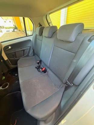 VOLKSWAGEN-UP-2014