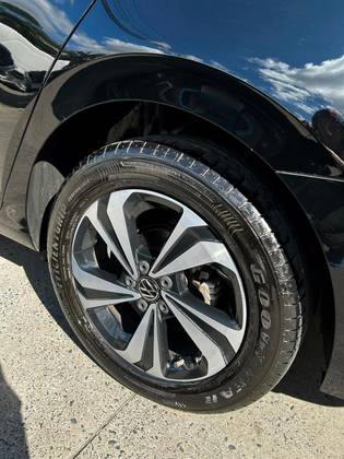 VOLKSWAGEN VIRTUS 1.0 200 TSI COMFORTLINE AUTOMÁTICO