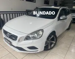 VOLVO V60 2.0 T5 R DESIGN DYNAMIC 16V TURBO GASOLINA 4P AUTOMATIZADO VOLVO V60 2.0 T5 R DESIGN DYNAMIC 16V TURBO GASOLINA 4P AUTOMATIZADO