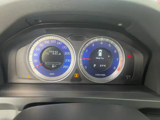 VOLVO-V60-2.0 T5 R DESIGN DYNAMIC 16V TURBO GASOLINA 4P AUTOMATIZADO VOLVO-V60-2012