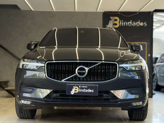 VOLVO-XC60-2.0 T5 GASOLINA MOMENTUM AWD GEARTRONIC VOLVO-XC60-2018