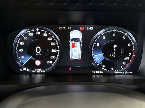VOLVO-XC90-2.0 T6 GASOLINA MOMENTUM AWD GEARTRONIC VOLVO-XC90-2019