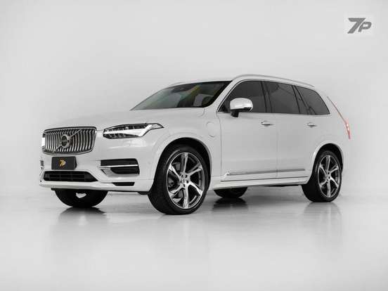 VOLVO-XC90-2021