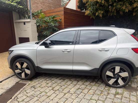 VOLVO-XC40-P8 RECHARGE TWIN ELECTRIC ULTIMATE AWD VOLVO-XC40-2023
