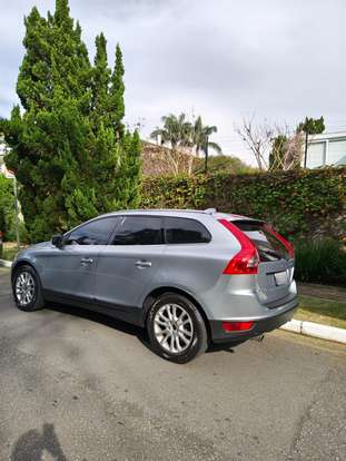 VOLVO-XC60-2009