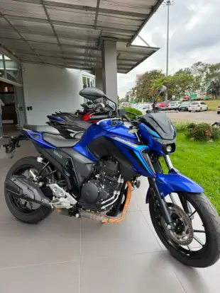 YAMAHA-FZ25 FAZER CONNECTED ABS-2025