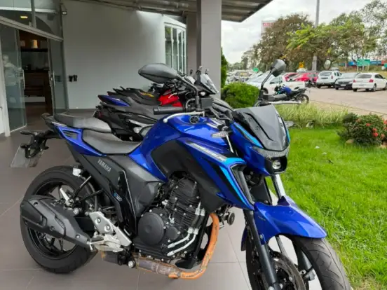 YAMAHA-FZ25 FAZER CONNECTED ABS YAMAHA-FZ25 FAZER CONNECTED ABS-2025