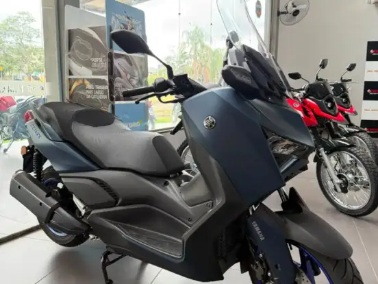 YAMAHA-XMAX 250 CONNECTED ABS YAMAHA-XMAX 250 CONNECTED ABS-2025