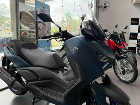 YAMAHA-XMAX 250 CONNECTED ABS YAMAHA-XMAX 250 CONNECTED ABS-2025