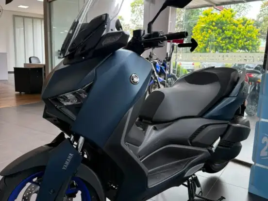 YAMAHA-XMAX 250 CONNECTED ABS YAMAHA-XMAX 250 CONNECTED ABS-2025