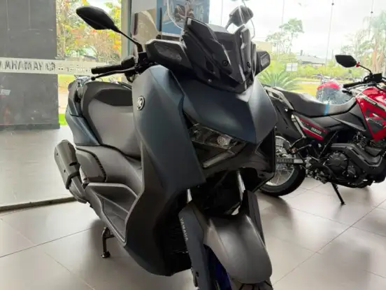 YAMAHA-XMAX 250 CONNECTED ABS YAMAHA-XMAX 250 CONNECTED ABS-2025
