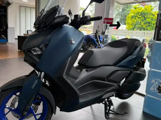 YAMAHA-XMAX 250 CONNECTED ABS YAMAHA-XMAX 250 CONNECTED ABS-2025