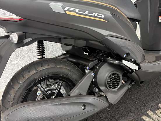 YAMAHA-FLUO 125 HYBRID CONNECTED ABS YAMAHA-FLUO 125 HYBRID CONNECTED ABS-2026