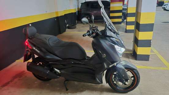 YAMAHA-XMAX ABS-2022