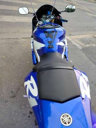YAMAHA-YZF R1-2001