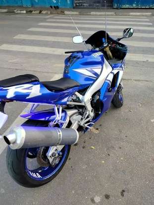 YAMAHA-YZF R1-2001