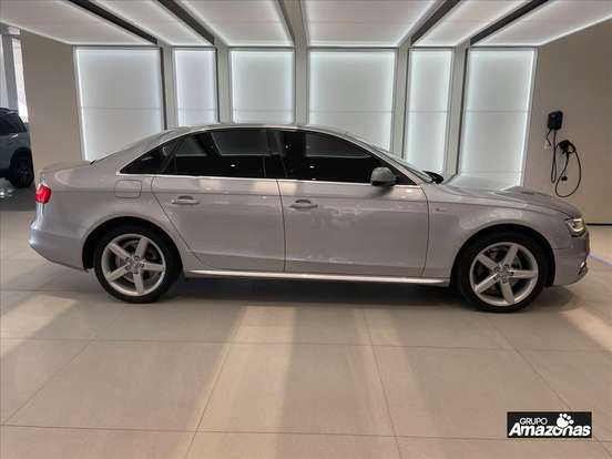 AUDI-A4-2015