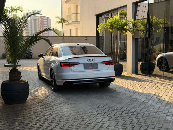 AUDI-A4-2.0 TFSI LIMITED EDITION GASOLINA 4P S TRONIC AUDI-A4-2017