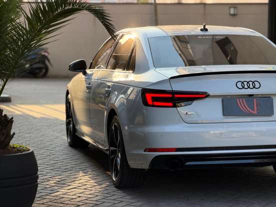 AUDI-A4-2.0 TFSI LIMITED EDITION GASOLINA 4P S TRONIC AUDI-A4-2017