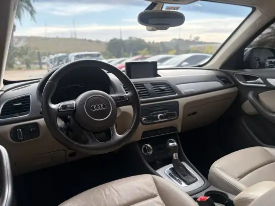 AUDI-Q3-2014