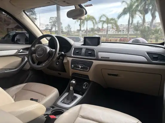 AUDI-Q3-2014
