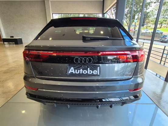 AUDI-Q8-3.0 TFSI GASOLINA PERFORMANCE BLACK QUATTRO TIPTRONIC AUDI-Q8-2025
