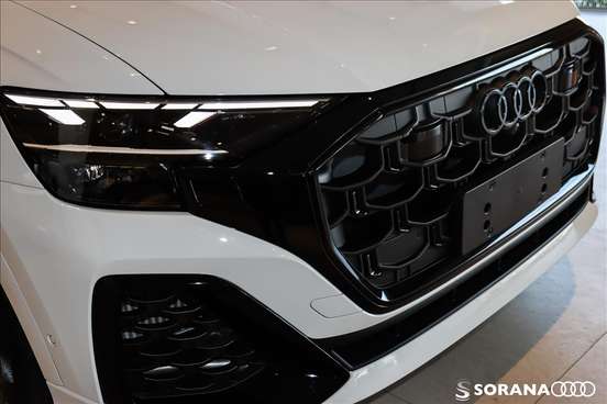 AUDI-Q8-2025