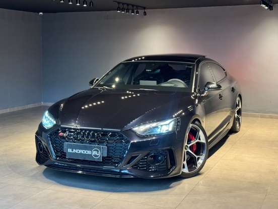 AUDI-RS5-2023