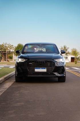 AUDI Q3 2.0 40 TFSI GASOLINA SPORTBACK PERFORMANCE BLACK QUATTRO TIPTRONIC