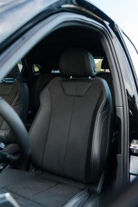 AUDI-Q3-2023