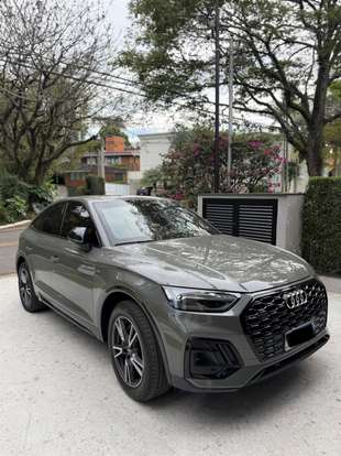AUDI-Q5-2023