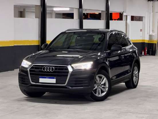 AUDI-Q5-2019