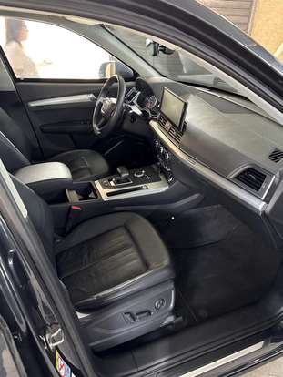 AUDI-Q5-2019