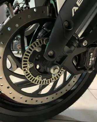 BAJAJ-DOMINAR 400 BAJAJ-DOMINAR 400-2025