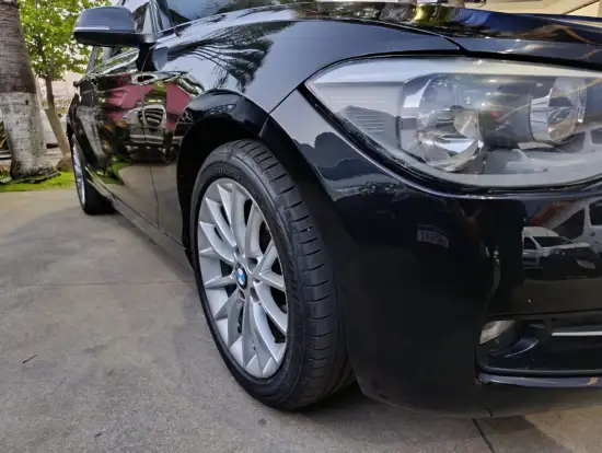BMW-118i-2014