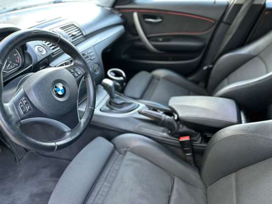 BMW-118i-2.0 TOP HATCH 16V GASOLINA 4P AUTOMÁTICO BMW-118i-2010