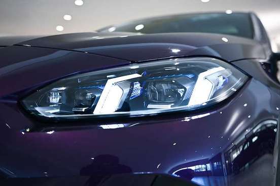 BMW-220i-2025