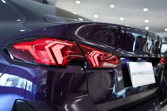 BMW-220i-2025