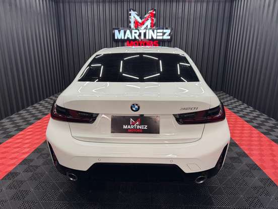 BMW-320i-2024