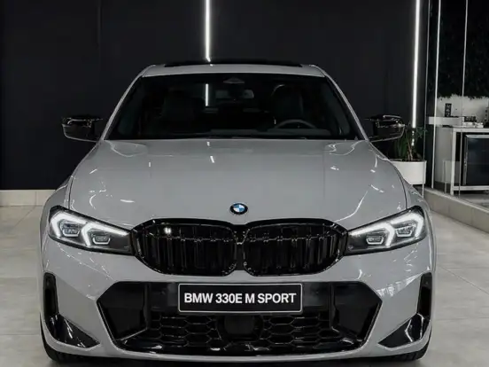 BMW-330e-2.0 16V TURBO HÍBRIDO M SPORT AUTOMÁTICO BMW-330e-2026