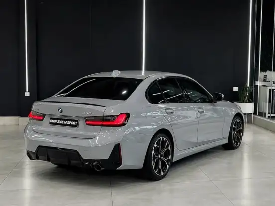 BMW-330e-2.0 16V TURBO HÍBRIDO M SPORT AUTOMÁTICO BMW-330e-2026