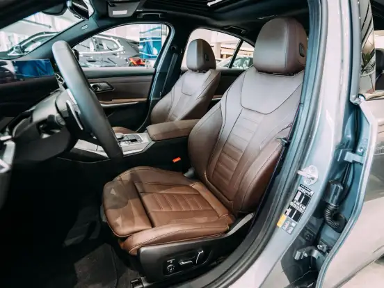 BMW-330e-2026