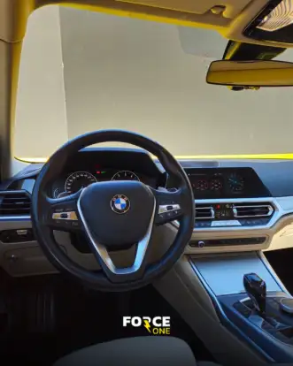 BMW-330i-2019