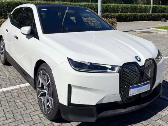 BMW-iX-2022