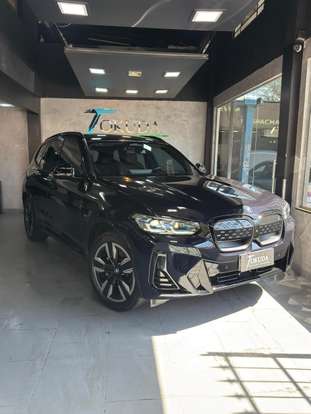BMW-iX3-2022