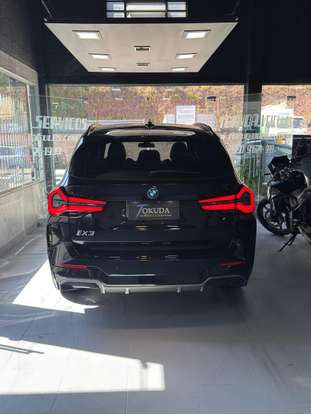 BMW-iX3-2022